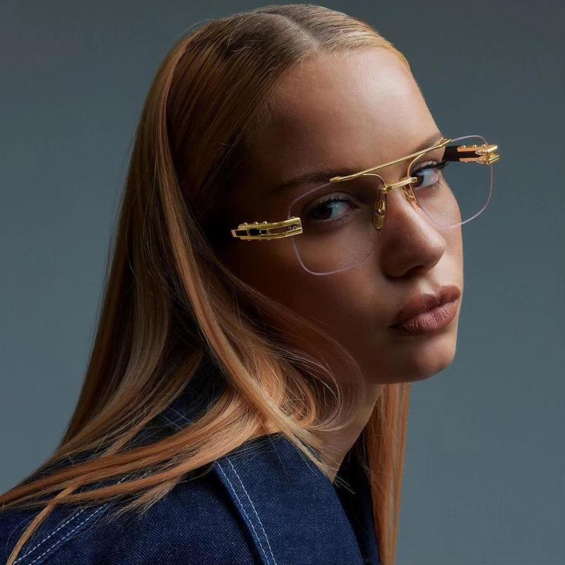 Lentes Dita de lujo en exhibición en D'Hagen Ópticas Hermosillo